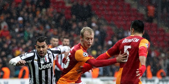 galatasaray-juventusu-eleyerek-bir-ust-turda-52a9aa67712bf